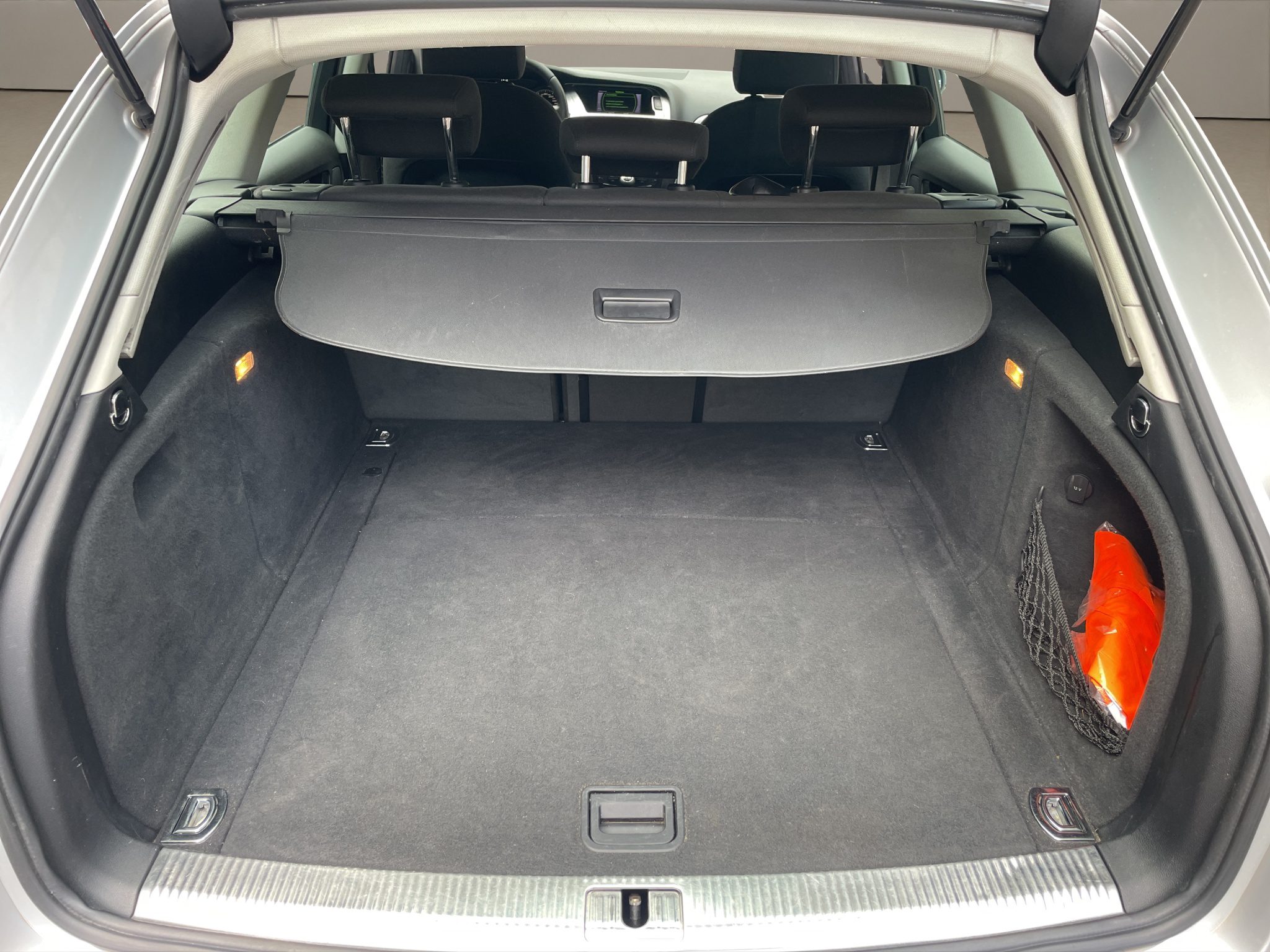 AUDIA4SWDIESEL2011_17_converted